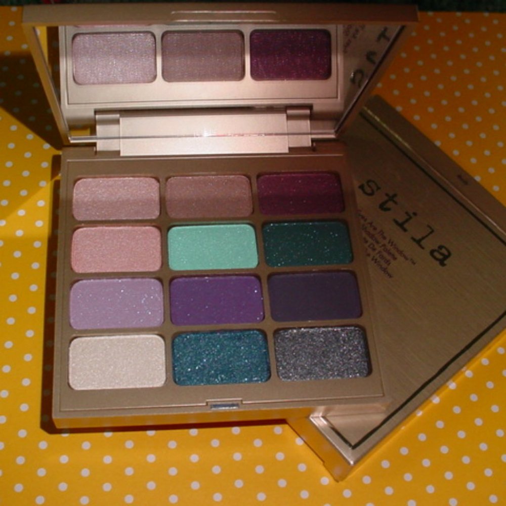 STILA NIB Eyes Are The Window Shadow Palette BODY